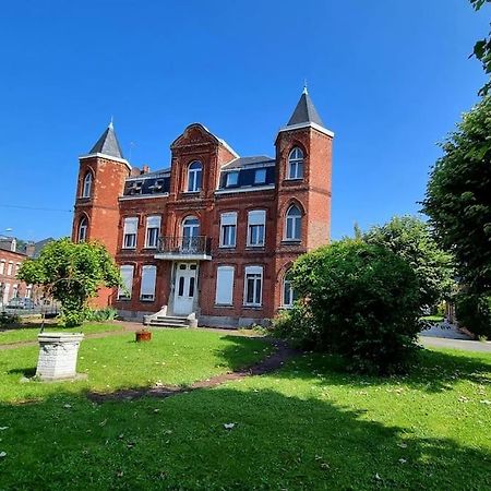 Studio En Rez De Jardin Avec Terrasse Privee - Le Petit Chateau Avesnois - Tv - Wifi - Logement Complet Avesnes-sur-Helpe المظهر الخارجي الصورة