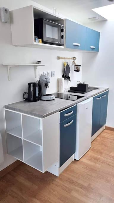 Studio En Rez De Jardin Avec Terrasse Privee - Le Petit Chateau Avesnois - Tv - Wifi - Logement Complet Avesnes-sur-Helpe المظهر الخارجي الصورة